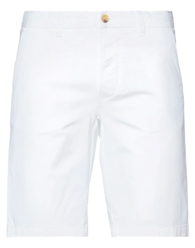 Shop Blauer Man Shorts & Bermuda Shorts White Size 34 Cotton, Elastane