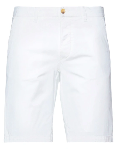 Blauer . Man Shorts & Bermuda Shorts White Size 38 Cotton, Elastane In White