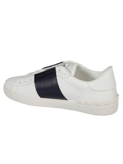 Shop Valentino Garavani Sneakers In Bianco/marine/bianco