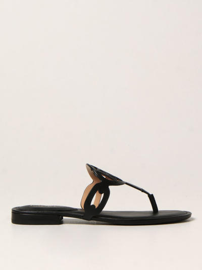 Shop Lauren Ralph Lauren Thong Sandal In Leather In Black