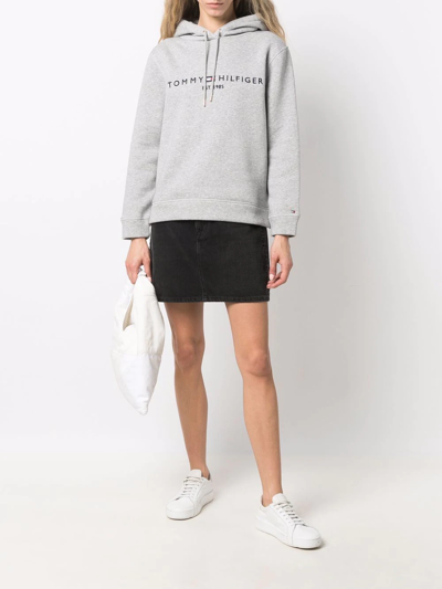 Tommy Hilfiger Embroidered-logo Pullover Hoodie In Bc16 Grey Heather |  ModeSens