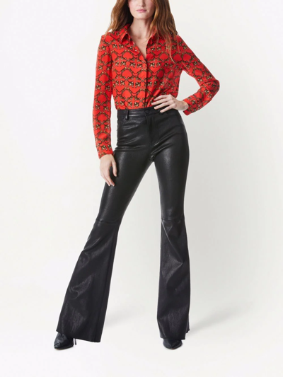 Shop Alice And Olivia Willa Silk Shirt In Rot