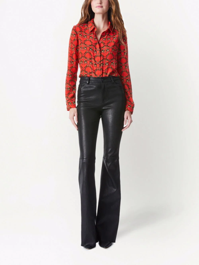 Shop Alice And Olivia Willa Silk Shirt In Rot