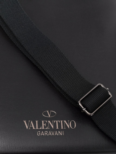 Shop Valentino Rockstud Alcove Shoulder Bag In Schwarz