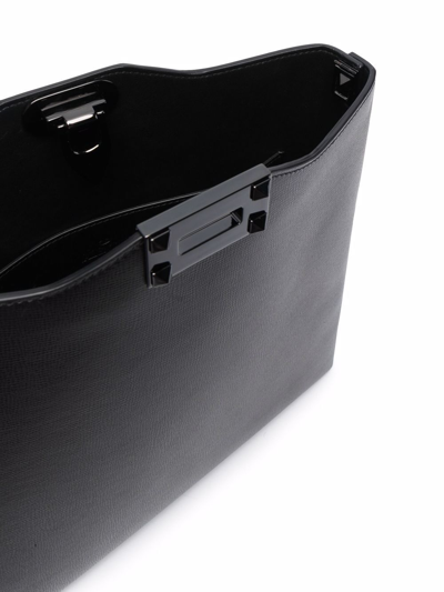 Valentino Rockstud Alcove Shoulder Bag In Schwarz