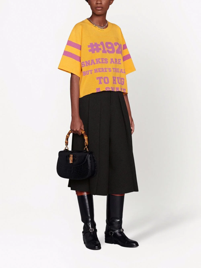 Shop Gucci 1921 L'aveugle Par Amour Cropped T-shirt In Yellow