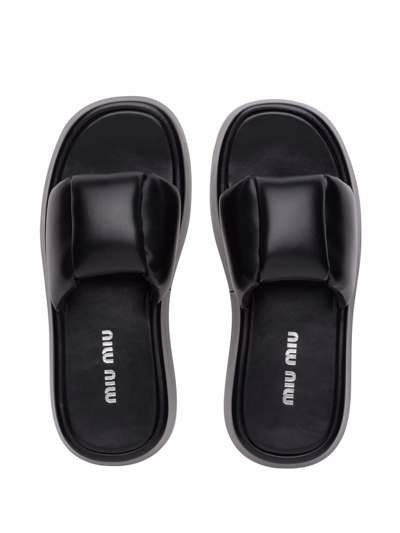 Shop Miu Miu Padded Leather Sandals In Schwarz