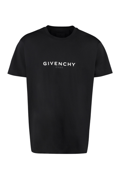 Shop Givenchy Oversize Cotton T-shirt In Black