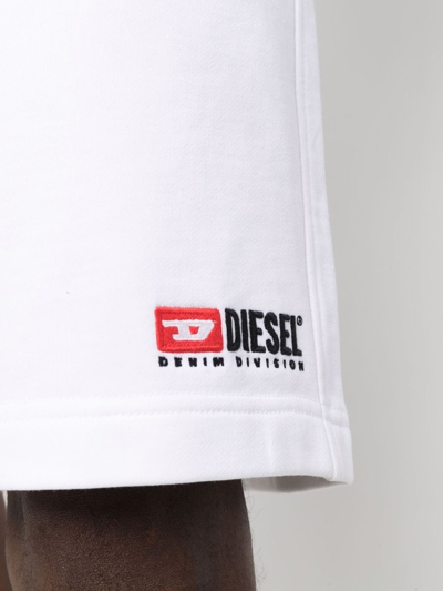 Shop Diesel Embroidered-logo Shorts In Weiss