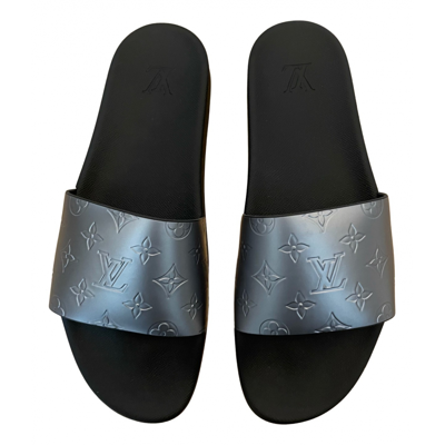 Waterfront sandals Louis Vuitton Metallic size 46 EU in Plastic - 26496368