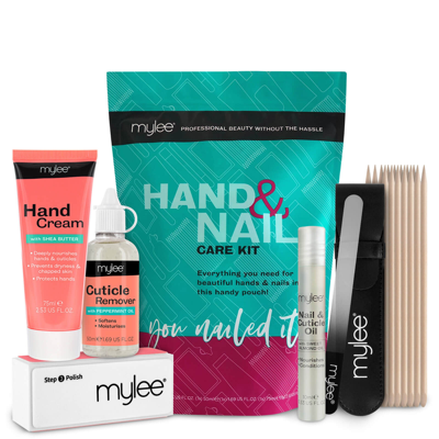 HAND AND NAIL CARE KIT