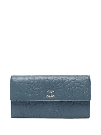 Pre-owned 2012 Cc Camélia Continental Wallet In Blue