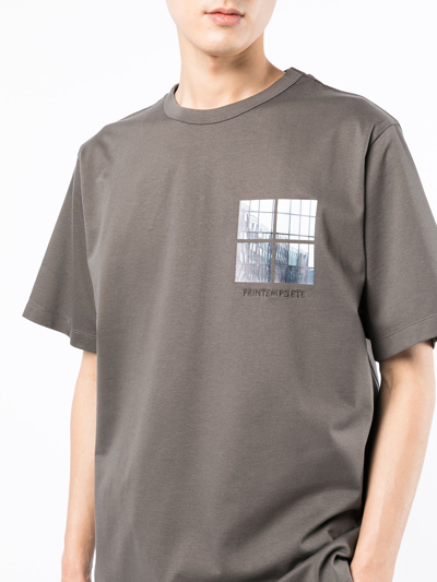 Shop Juunj Graphic-print T-shirt In Grau