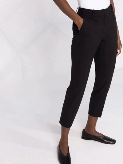 Theory Mid-rise Cropped Trousers In Schwarz