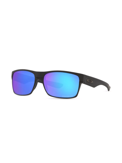 Oakley Gradient-tinted Sunlglasses In Schwarz