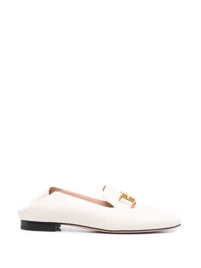 Shop Bally Ella 10mm Logo-plaque Leather Loafers In Nude