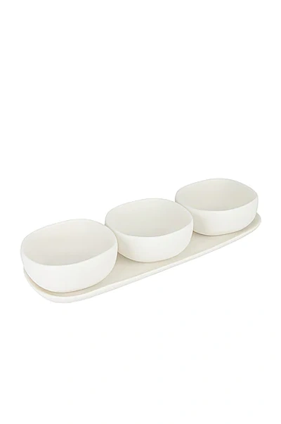Tina Frey Designs White Nested Trio Bowls Set In White