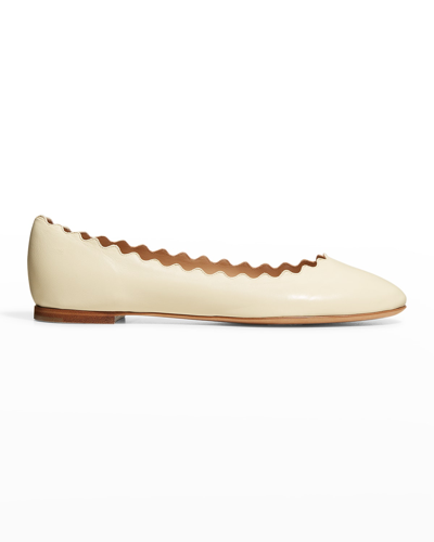 Shop Chloé Lauren Scalloped Leather Ballet Flats In Cloudy Cream