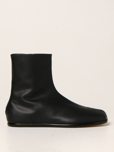 Shop Maison Margiela Tabi Split Leather Ankle Boots In Black