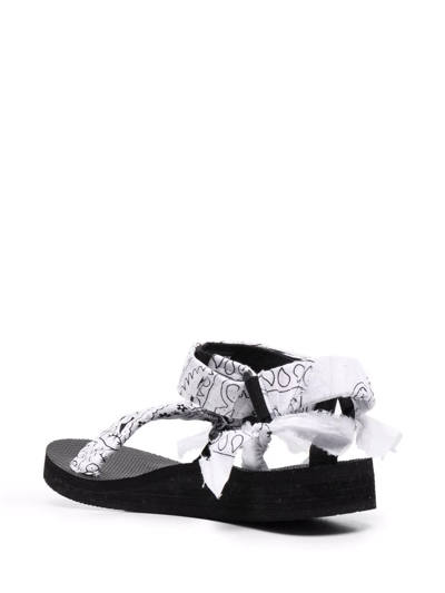 Shop Arizona Love Trekky Bandana-print Sandals In Weiss