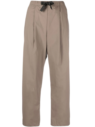 Shop Brunello Cucinelli Drawstring Cropped Trousers In Brown