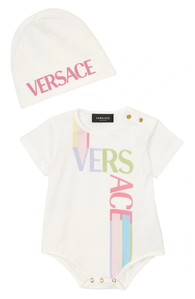 Shop Versace Kids' Logo Stretch Cotton Bodysuit & Cap Set In 6w000 Bianco Rosa Multicolor