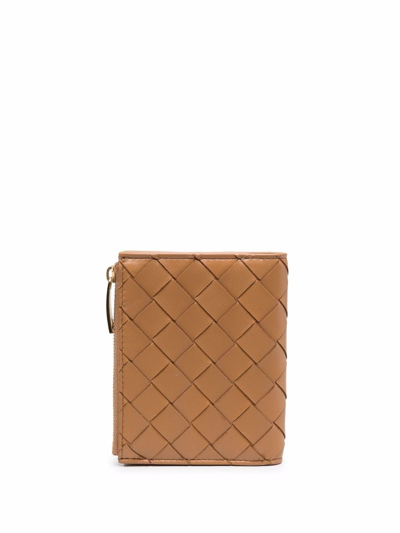 Shop Bottega Veneta Portafoglio In Brown