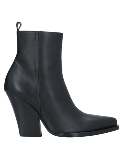 Shop Magda Butrym Woman Ankle Boots Black Size 8 Calfskin