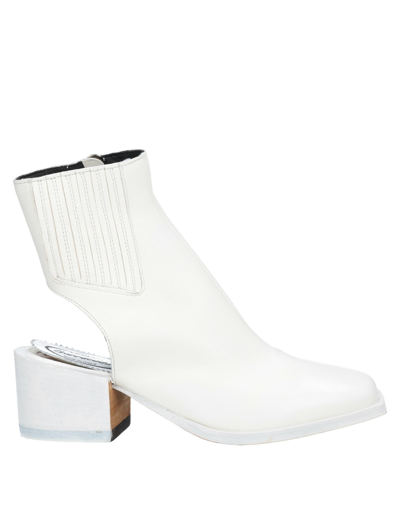 Shop Barracuda Woman Ankle Boots White Size 7 Soft Leather