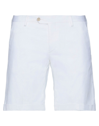 Shop Roberto P  Luxury Roberto P Luxury Man Shorts & Bermuda Shorts White Size 33 Cotton, Elastane