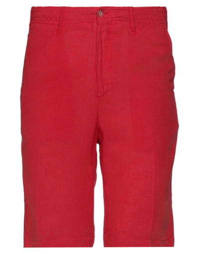 Shop Fedeli Man Shorts & Bermuda Shorts Red Size 32 Linen
