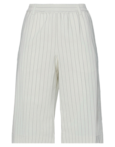 Shop Baum Und Pferdgarten Woman Cropped Pants Ivory Size 8 Polyester, Viscose, Elastane In White