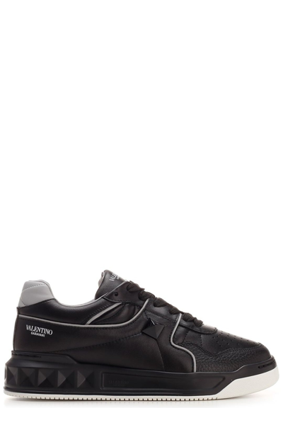 Shop Valentino Garavani One Stud Low In Black