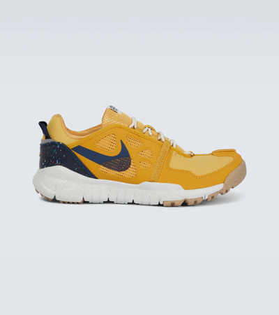 Nike Yellow & Blue Free Terra Vista Sneakers In Giallo | ModeSens