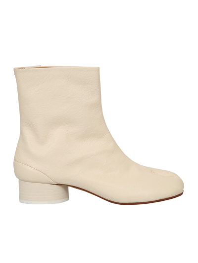 Shop Maison Margiela Tabi Leather Boots In Neutrals