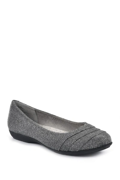 White Mountain Clara Ballet Flat In Pewter/glitter/fabric
