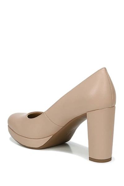 Naturalizer Berlin Pump In Cremebrulee