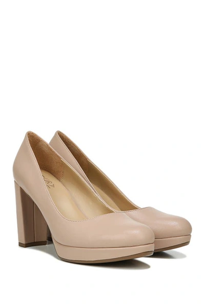 Naturalizer Berlin Pump In Cremebrulee