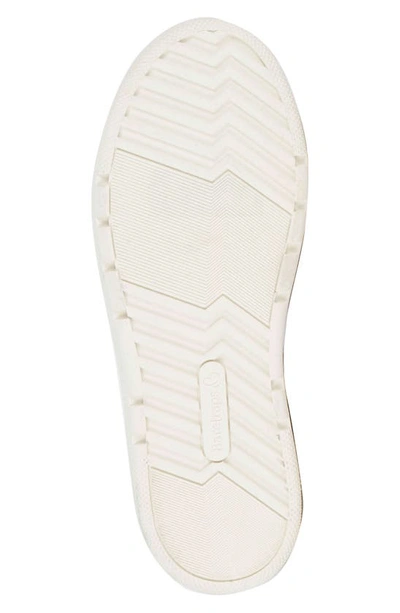 Baretraps Nevin Platform Slip-on Sneaker In Auburn