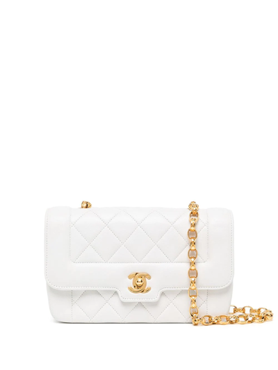 Pre-owned 1992 Diamond-quilted Flap Shoulder Bag In White