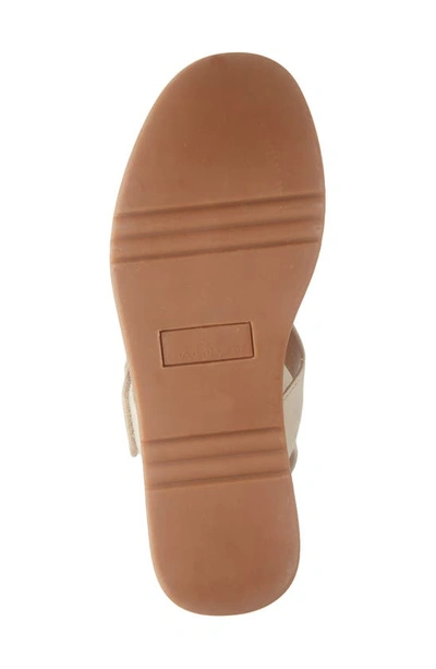 Caslon Briana Platform Sandal In Beige