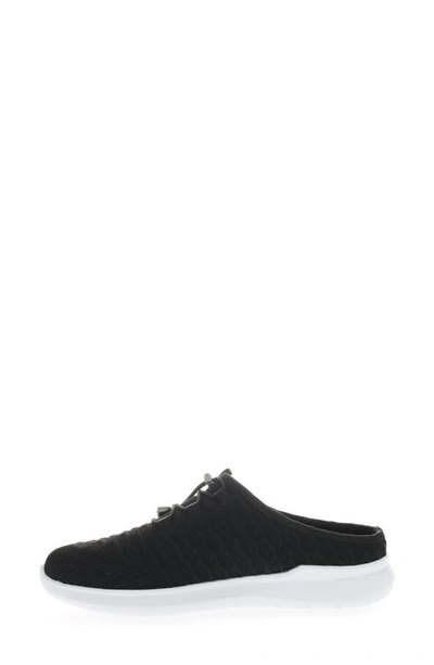 Propét Travelbound Slide Sneaker In Black