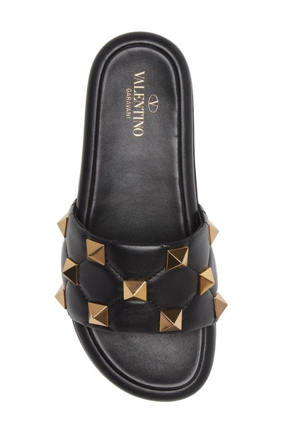 Valentino Roman Stud Flatform Slide Sandal In Quilted Nappa In Nero