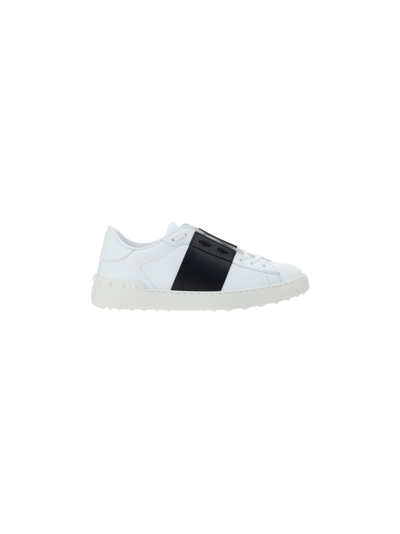 Shop Valentino Sneakers  Garavani In Bianco/nero