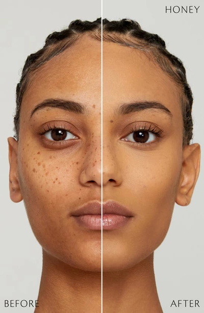 Clé De Peau Beauté Concealer Spf 27 In Honey