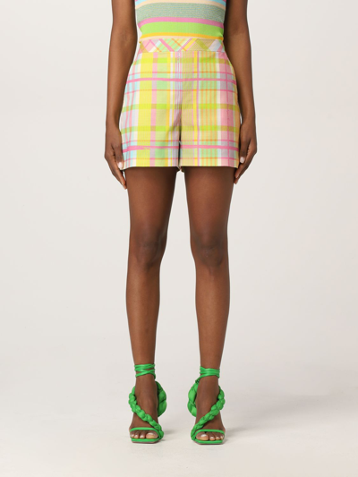 Shop Boutique Moschino Shorts In Check Cotton In Multicolor