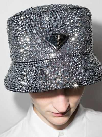 Prada Crystal-embellished Bucket Hat In Schwarz