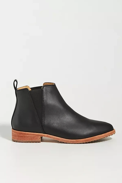 Shop Nisolo Everyday Chelsea Boots In Black