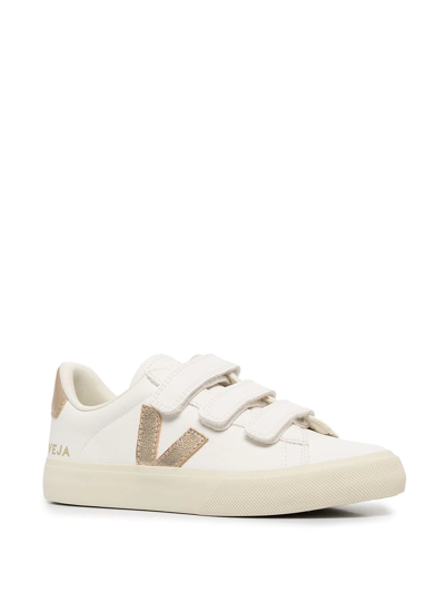 Veja Recife Chromefree Leather In White Platine In White