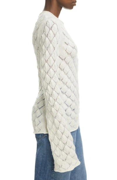 Shop Chloé Shell Stitch Cashmere Sweater In White Powder